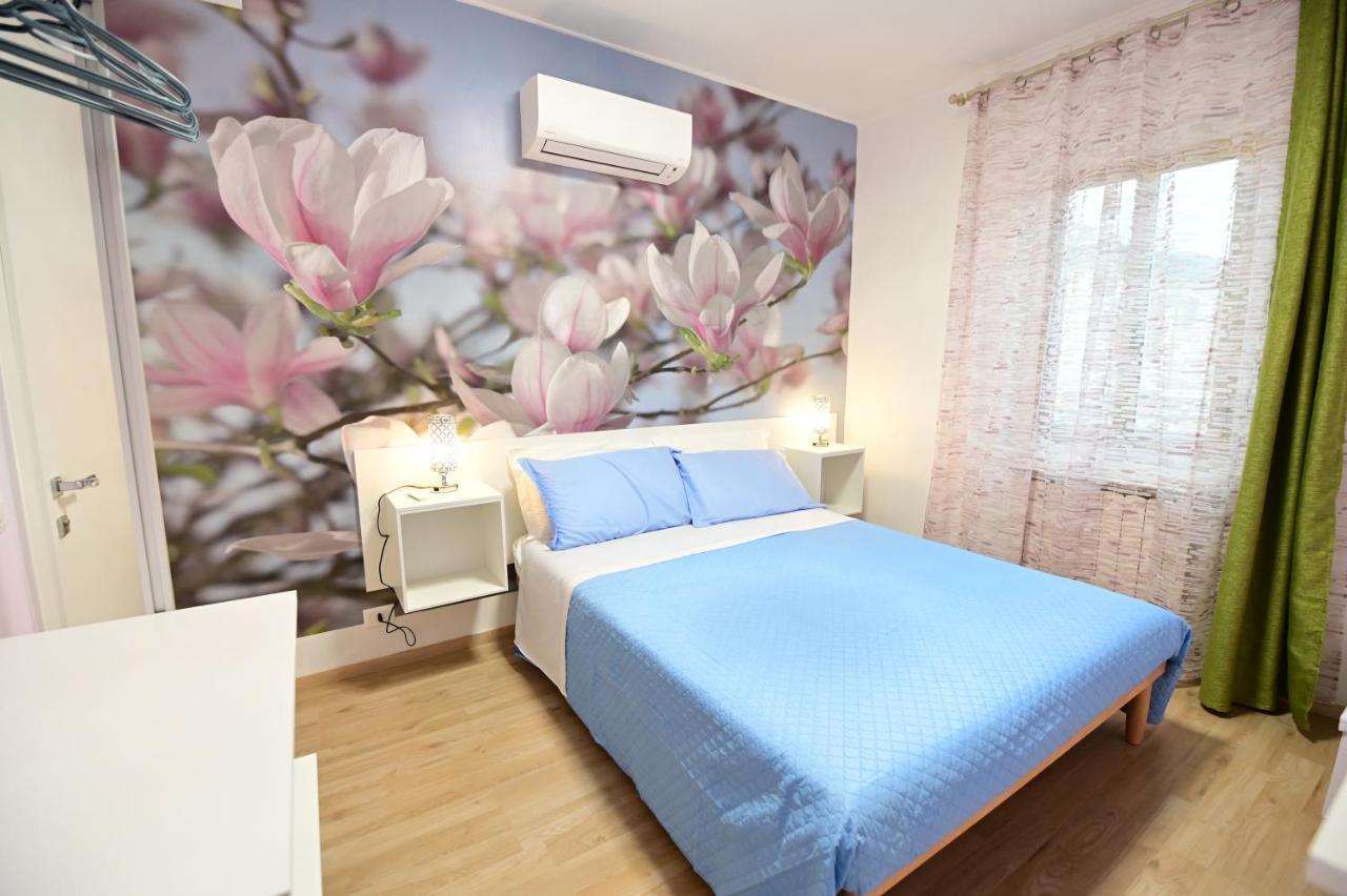 Bed and Breakfast La casa di Odessa Arcevia Esterno foto